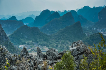 四川自贡到成都多远