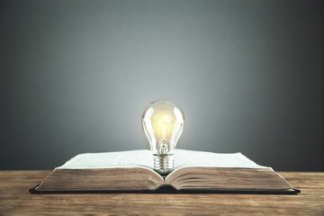 十年的吉利自由舰还能跑1000公里的长途吗