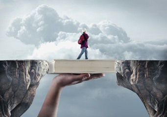 十年的吉利自由舰还能跑1000公里的长途吗