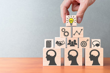 十年的吉利自由舰还能跑1000公里的长途吗