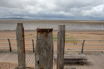 十年的吉利自由舰还能跑1000公里的长途吗