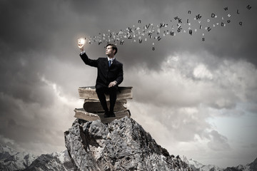 四川自贡到成都多远