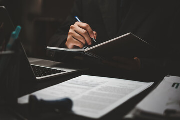 十年的吉利自由舰还能跑1000公里的长途吗