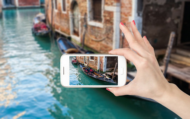 十年的吉利自由舰还能跑1000公里的长途吗