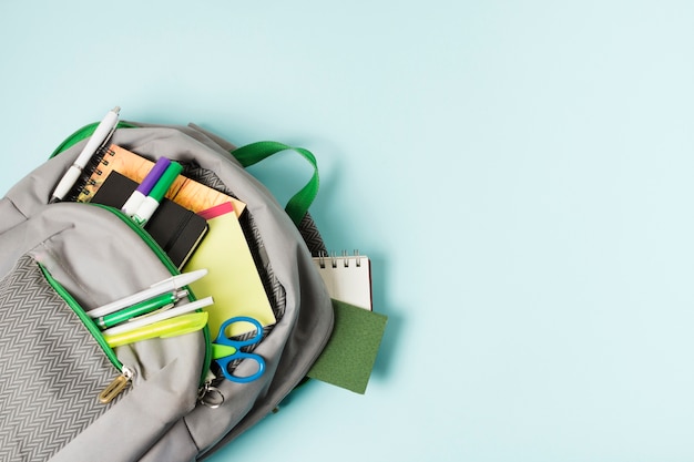 汽车发动机正时皮带起什么作用